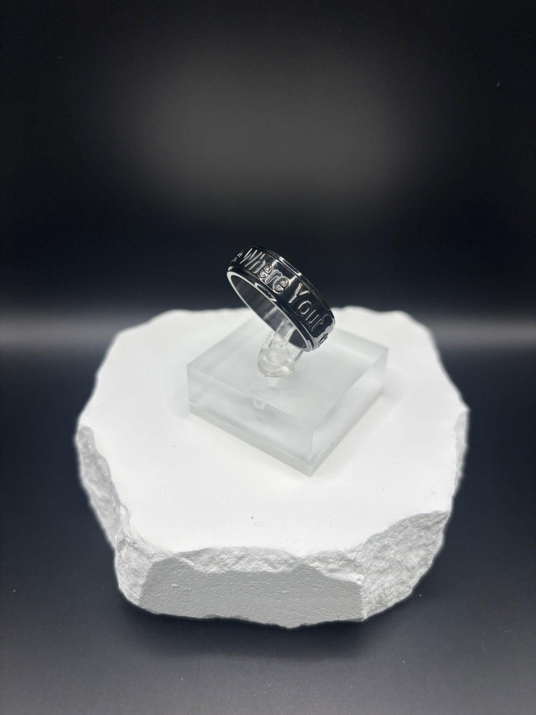 Twiddle Ring – “Be Where Your Feet Are”